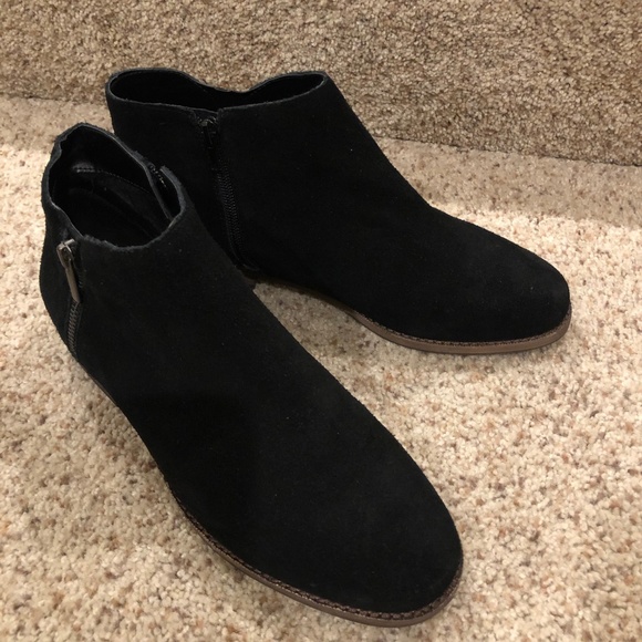 Sole Society Bevlyn Bootie - Picture 2 of 6